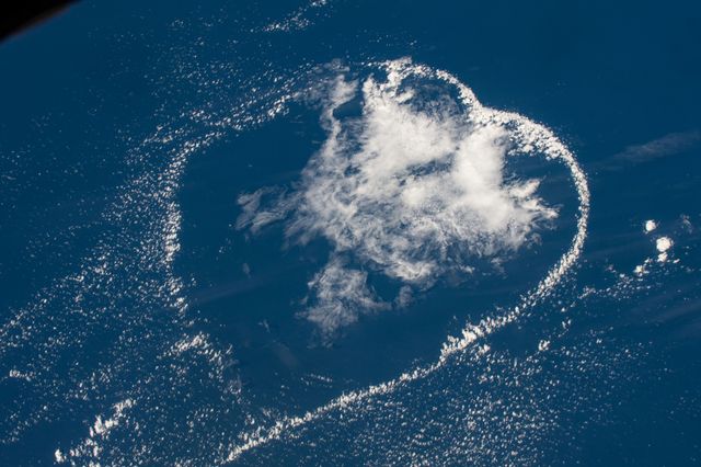 Астронавт NASA показав свіжі вражаючі знімки Землі з борту МКС - фото 456788