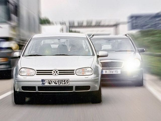 Як не потрапити у ДТП: 5 способів, яких не вчать в автошколі - фото 456841