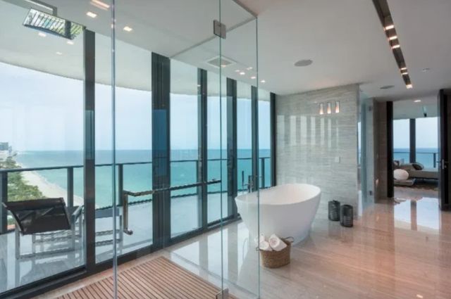 Сім'я Мессі купила елітне житло з видом на океан: фото розкішного маєтку - фото 456923