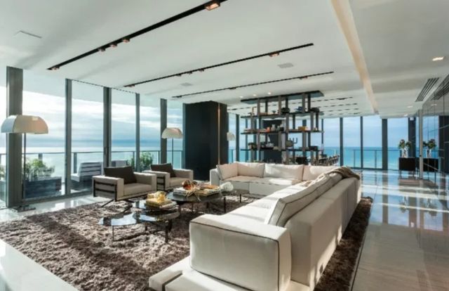 Сім'я Мессі купила елітне житло з видом на океан: фото розкішного маєтку - фото 456924