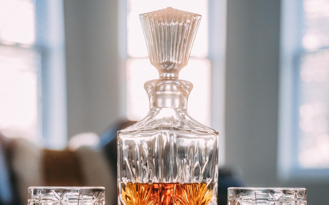 У США з молотка пустять найстарший у світі віскі: яка у нього витримка