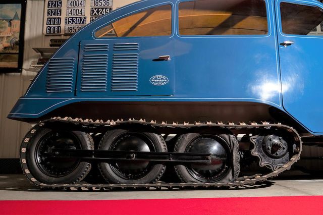 Футуристичний снігохід часів Другої світової війни пустять з молотка - фото 457596