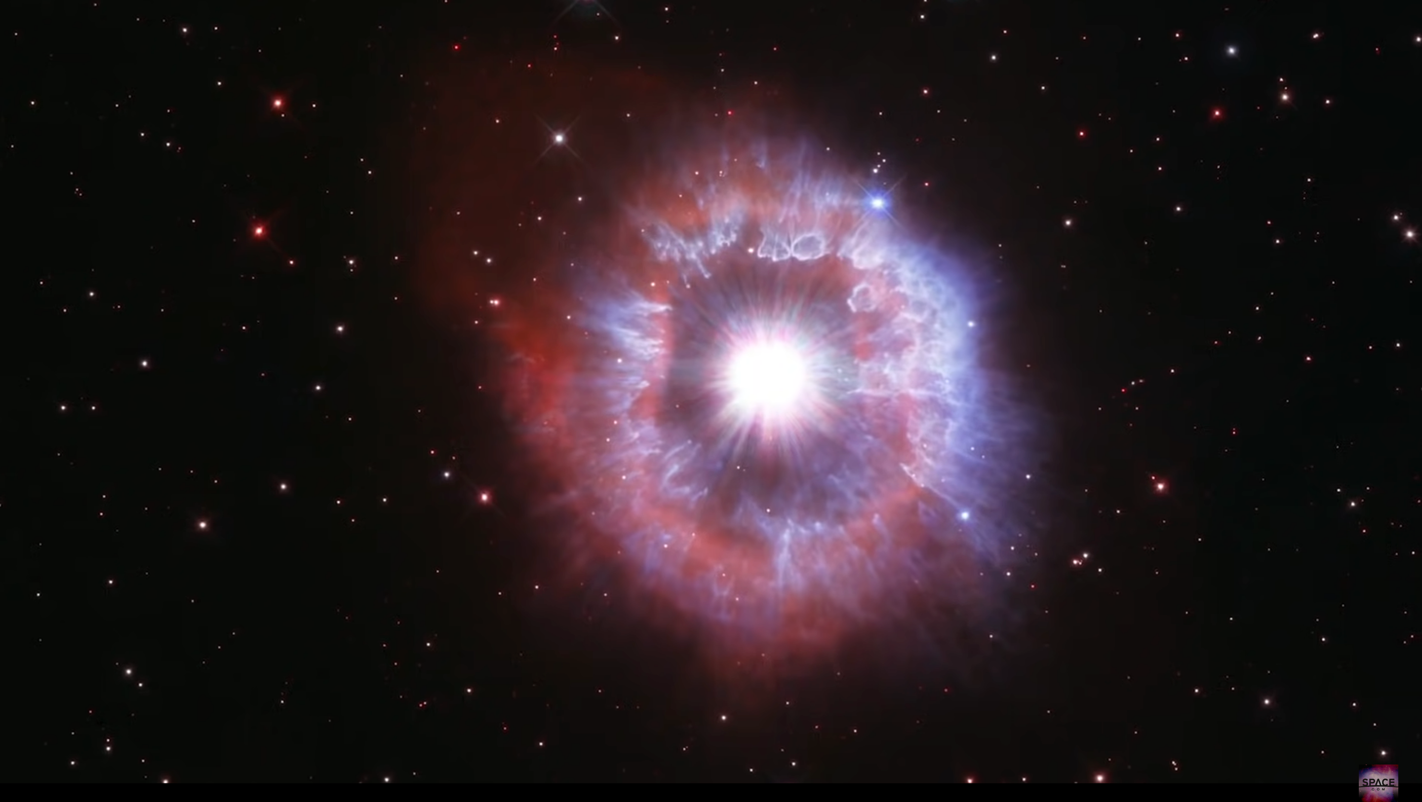 Телескоп Хаббл зняв гігантську зірку на грані смерті: заворожуюче відео