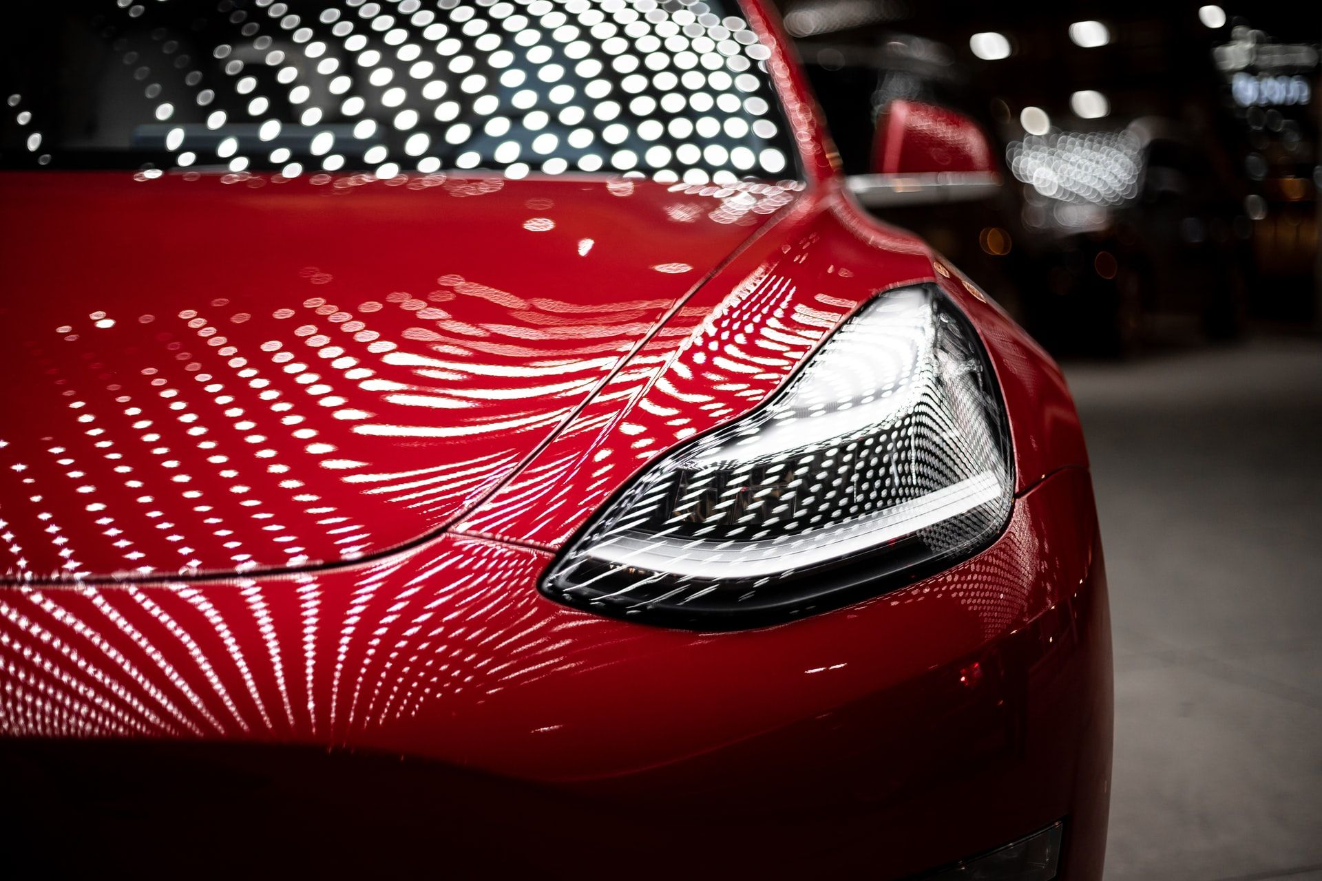 Tesla знизить вартість своїх автомобілів на 10 тисяч доларів завдяки копійчаній технології - фото 458115