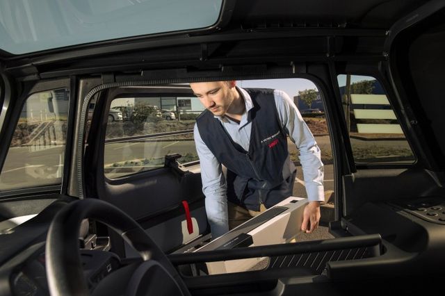 Citroen представила свій крихітний вантажний електромобіль My Ami Cargo - фото 458310