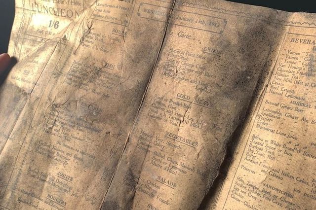 У ліверпульському кафе під час ремонту виявили 100-річне меню: що тоді подавали - фото 458560