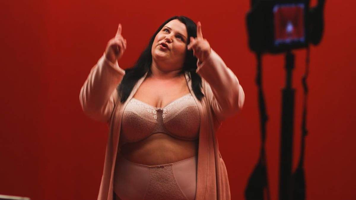 alyona alyona - фото 1