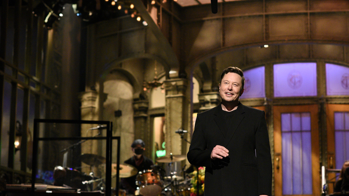 Ілон Маск на Saturday Night Live - фото 1