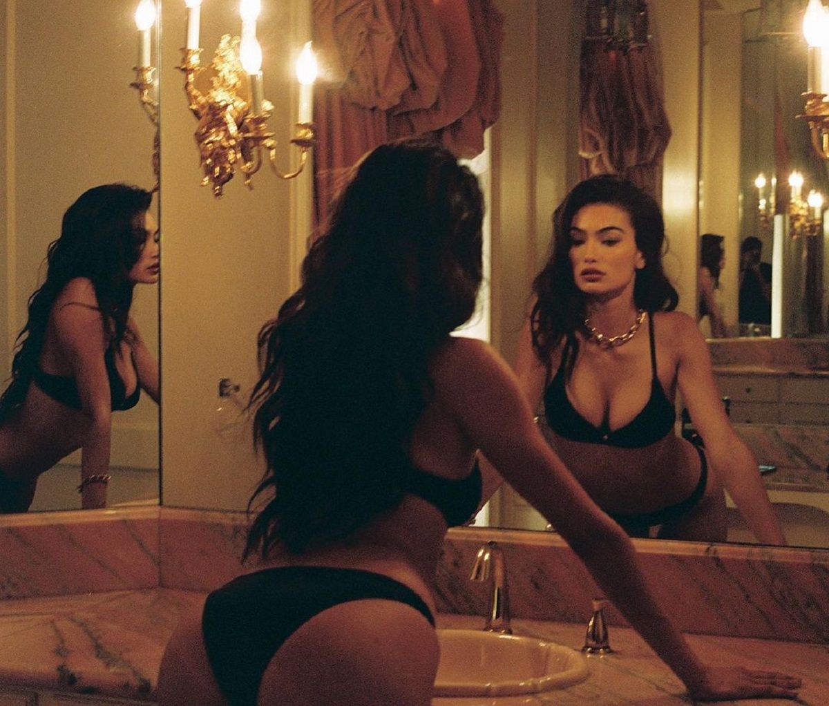 Келлі Гейл без одягц - фото 1