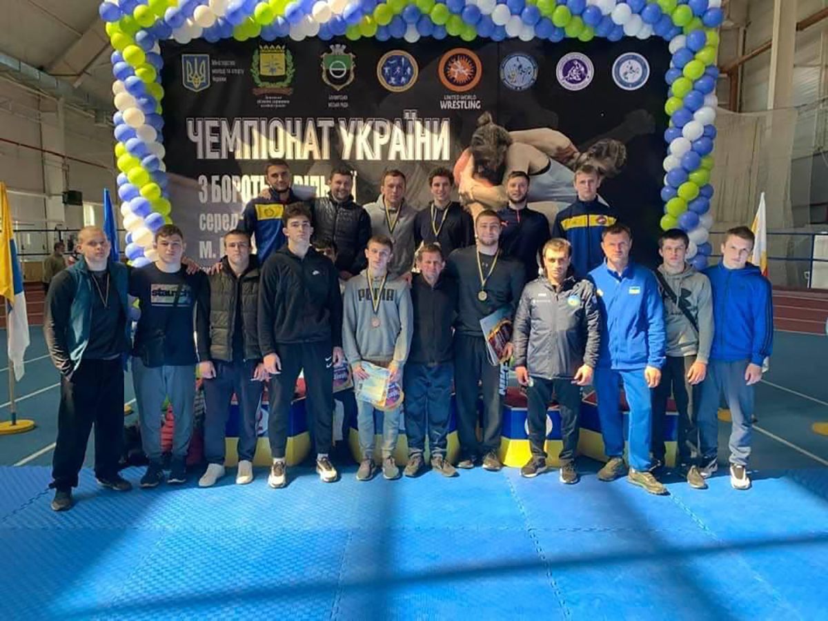Борці зі Львова завоювали 17 медалей на чемпіонатах України: як це було