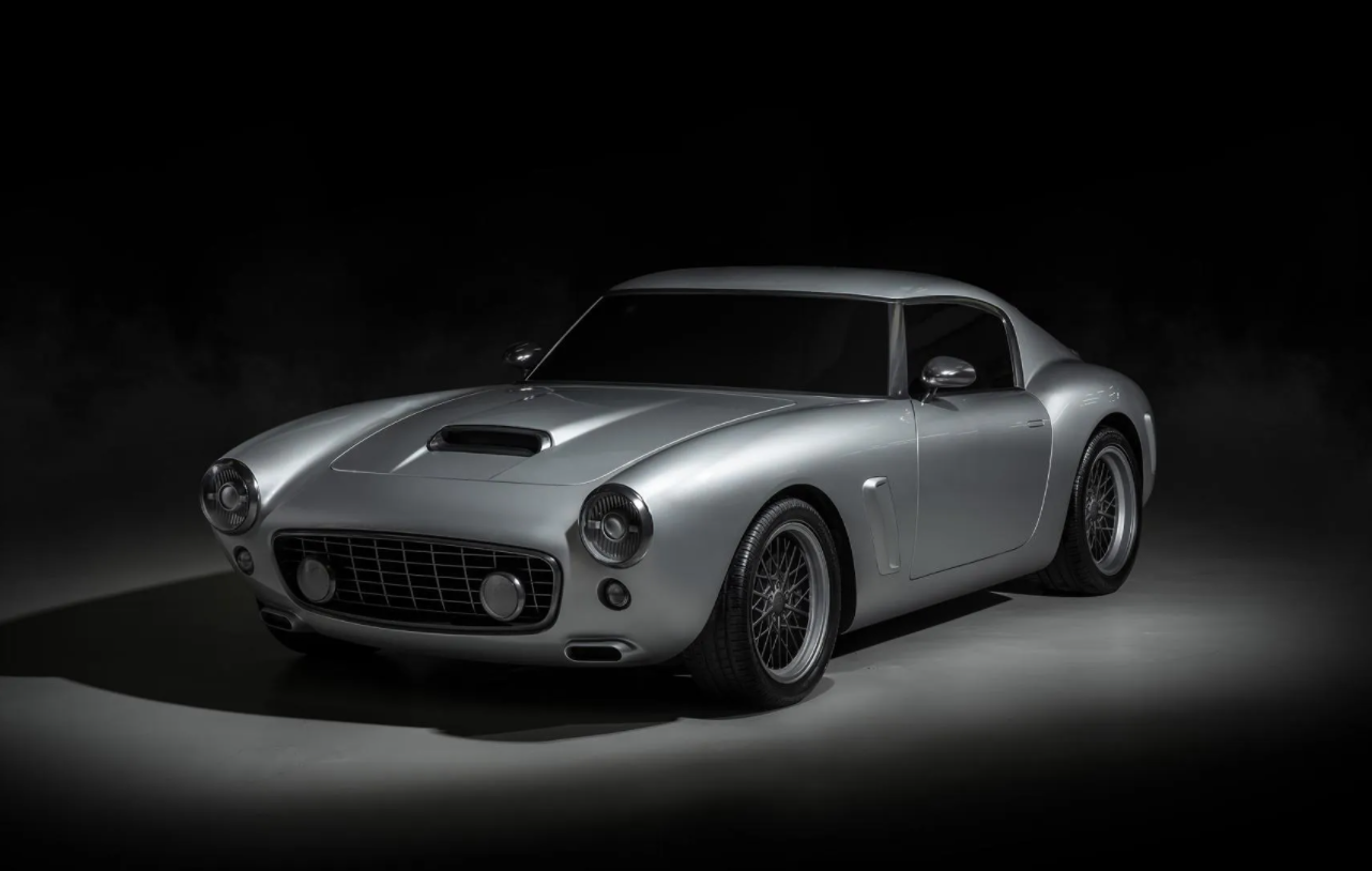 Британські автолюбителі створили спорткар за мотивами Ferrari 50-х років