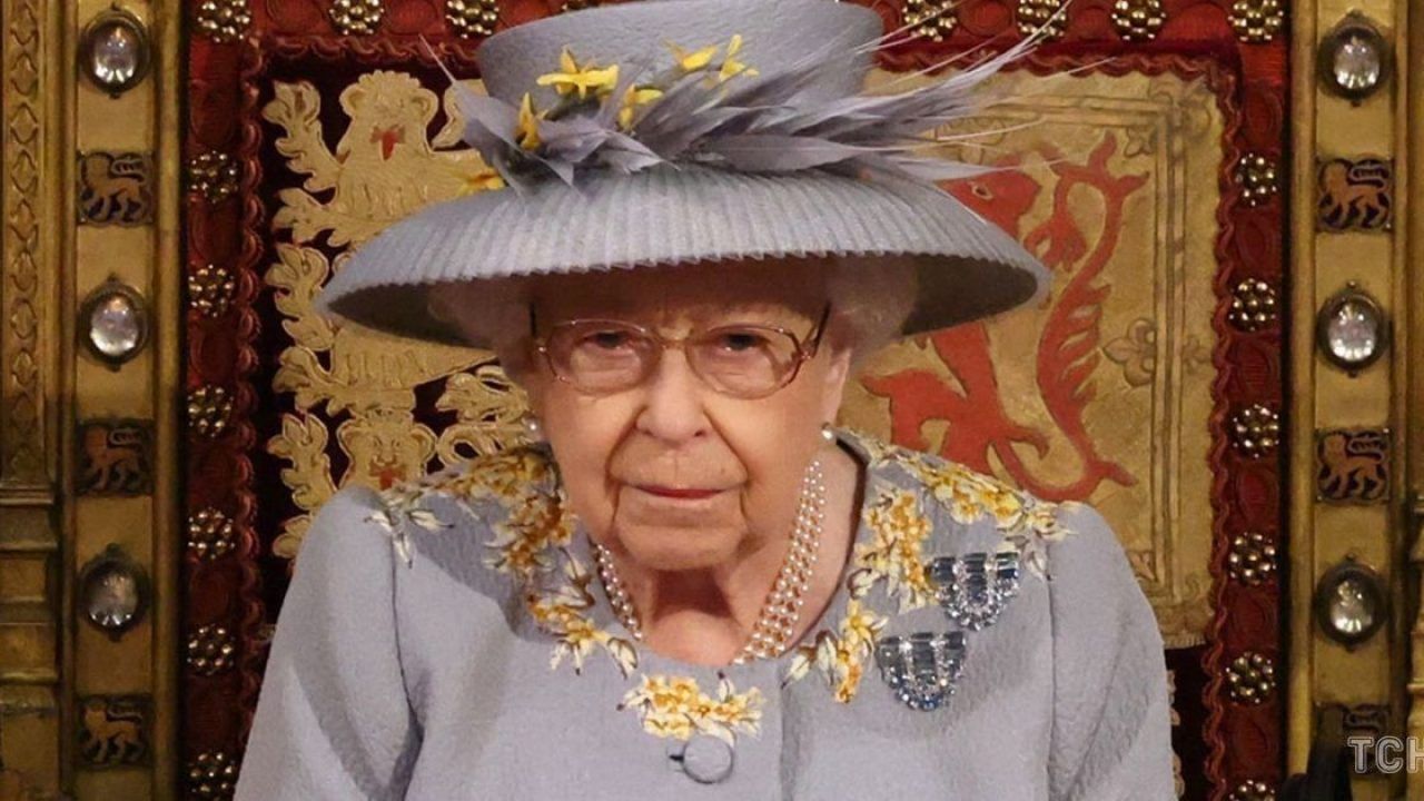 Єлизавета II - фото 1