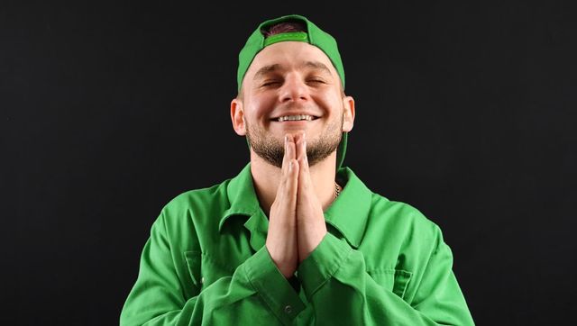 Поворот: слухайте пісню молодого українського репера Романа Рамуса - фото 459494