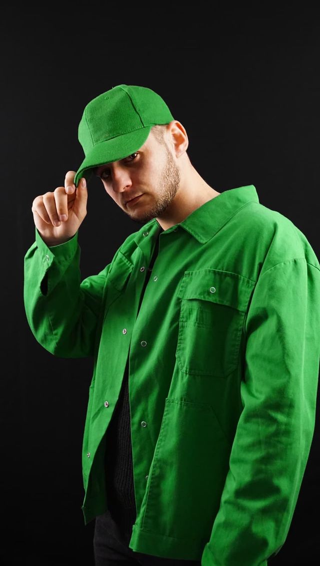 Поворот: слухайте пісню молодого українського репера Романа Рамуса - фото 459495