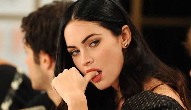 Найгарячіші образи Меган Фокс за всю кар'єру: добірка фото іменинниці (18+) - фото 459666