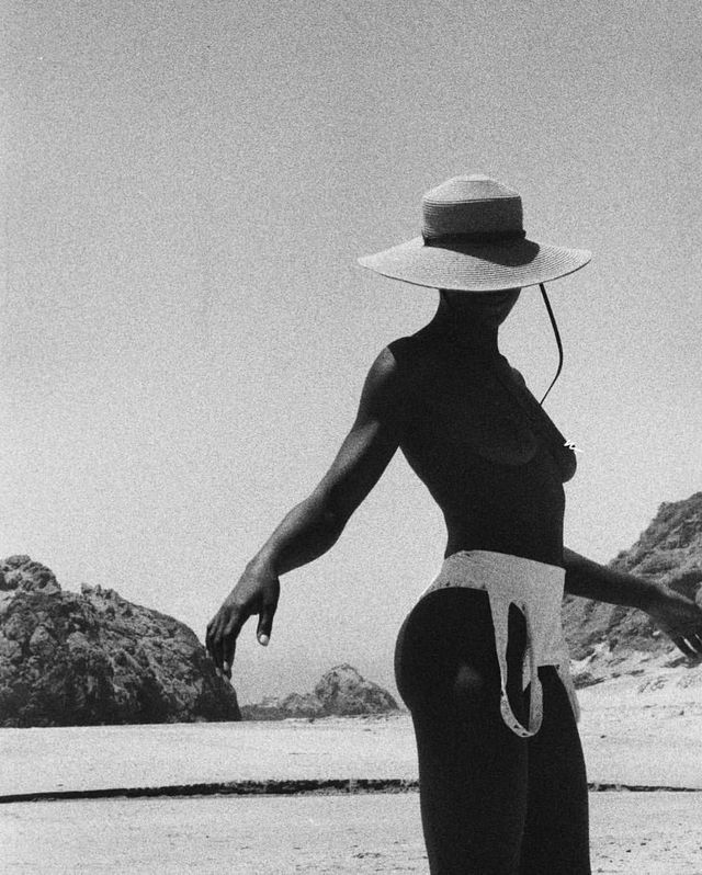 Як змінювалася британська жінка без віку Джоді Тернер-Сміт: фото 18+ - фото 459999