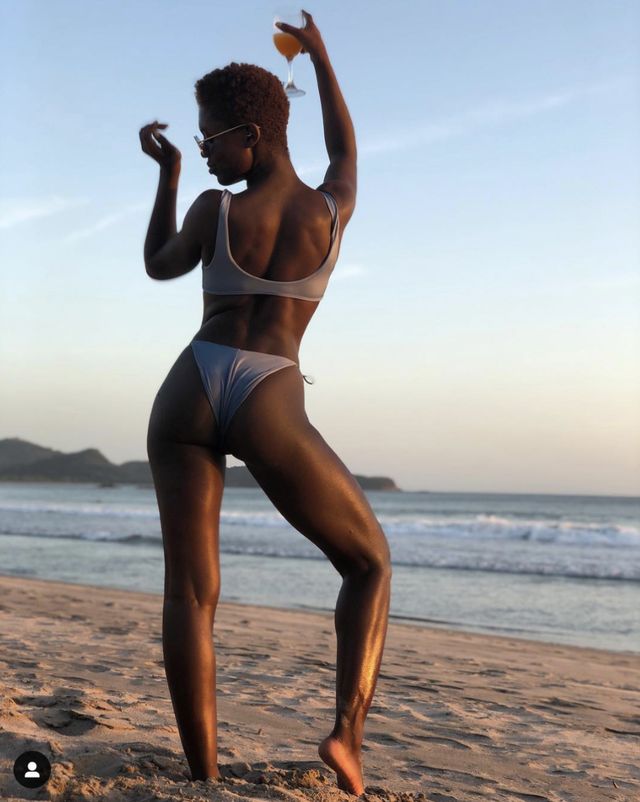 Як змінювалася британська жінка без віку Джоді Тернер-Сміт: фото 18+ - фото 460000