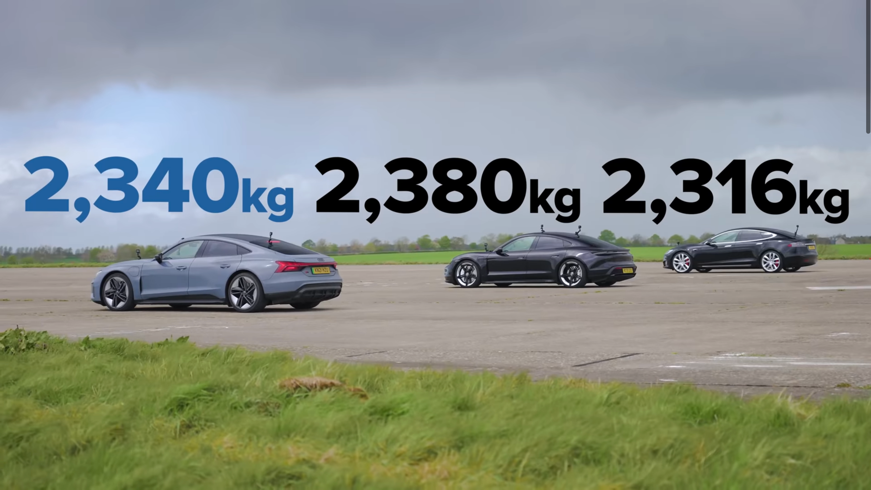 У дрег-гонці взяли участь потужні електрокари - фото 1