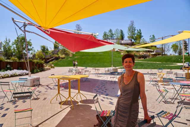 У Нью-Йорку відкрили унікальний парк на воді: круті фото - фото 460608