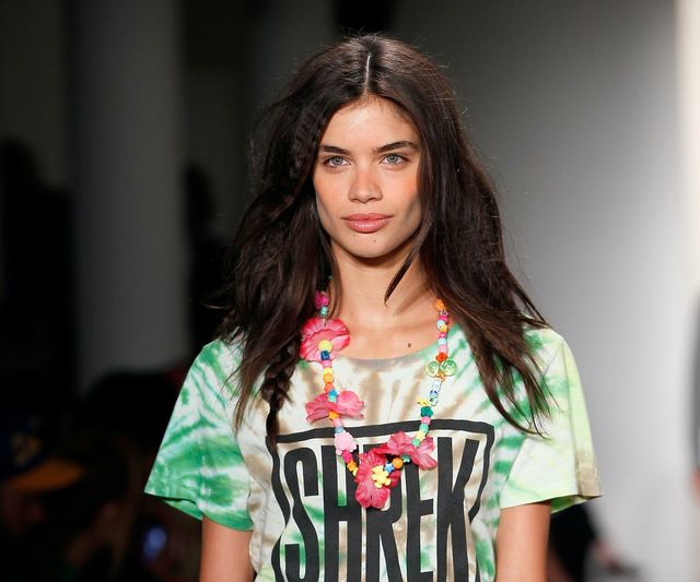 Як змінювалася найвпізнаваніша з ангелів Victoria's Secret Сара Сампайо: фото 18+ - фото 461087