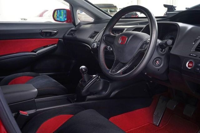 14-річний Honda Civic пустять з молотка за шалені гроші: усього випустили 300 таких авто - фото 461362