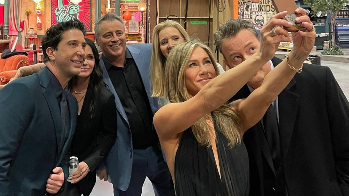 Друзі: Возз'єднання - фото 1