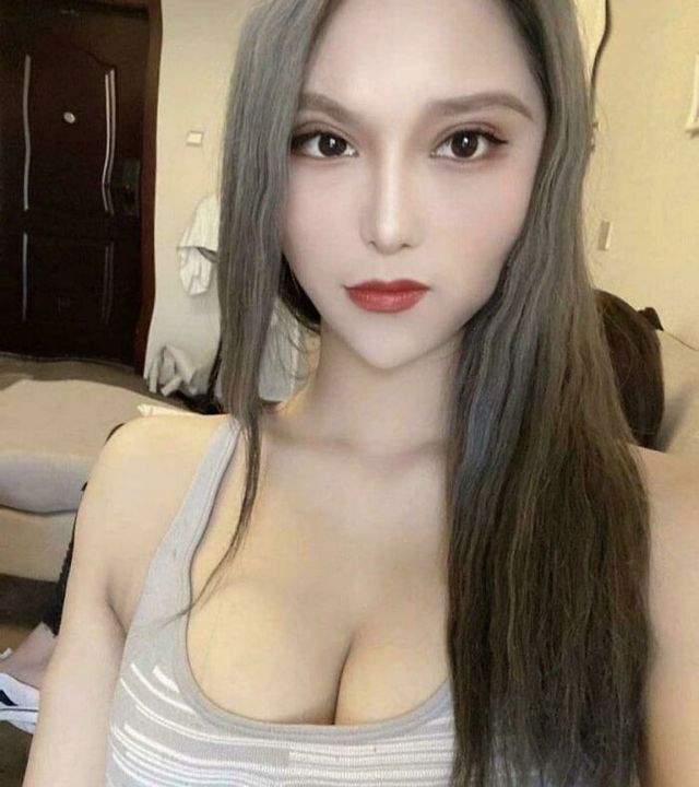 Забагато фотошопу: фото надто ідеальних людей, які шокують - фото 461881