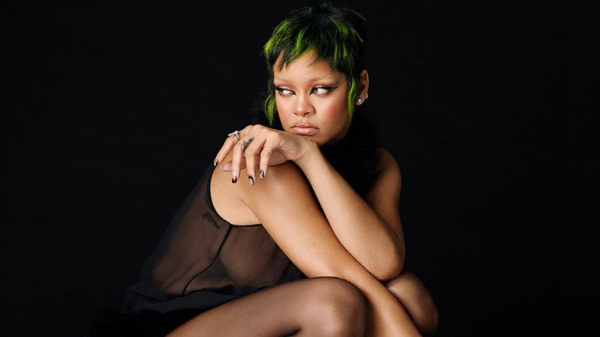 Rihanna знялася для італійського Vogue - фото 1