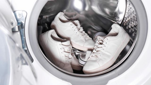 Біле взуття- фото 462074