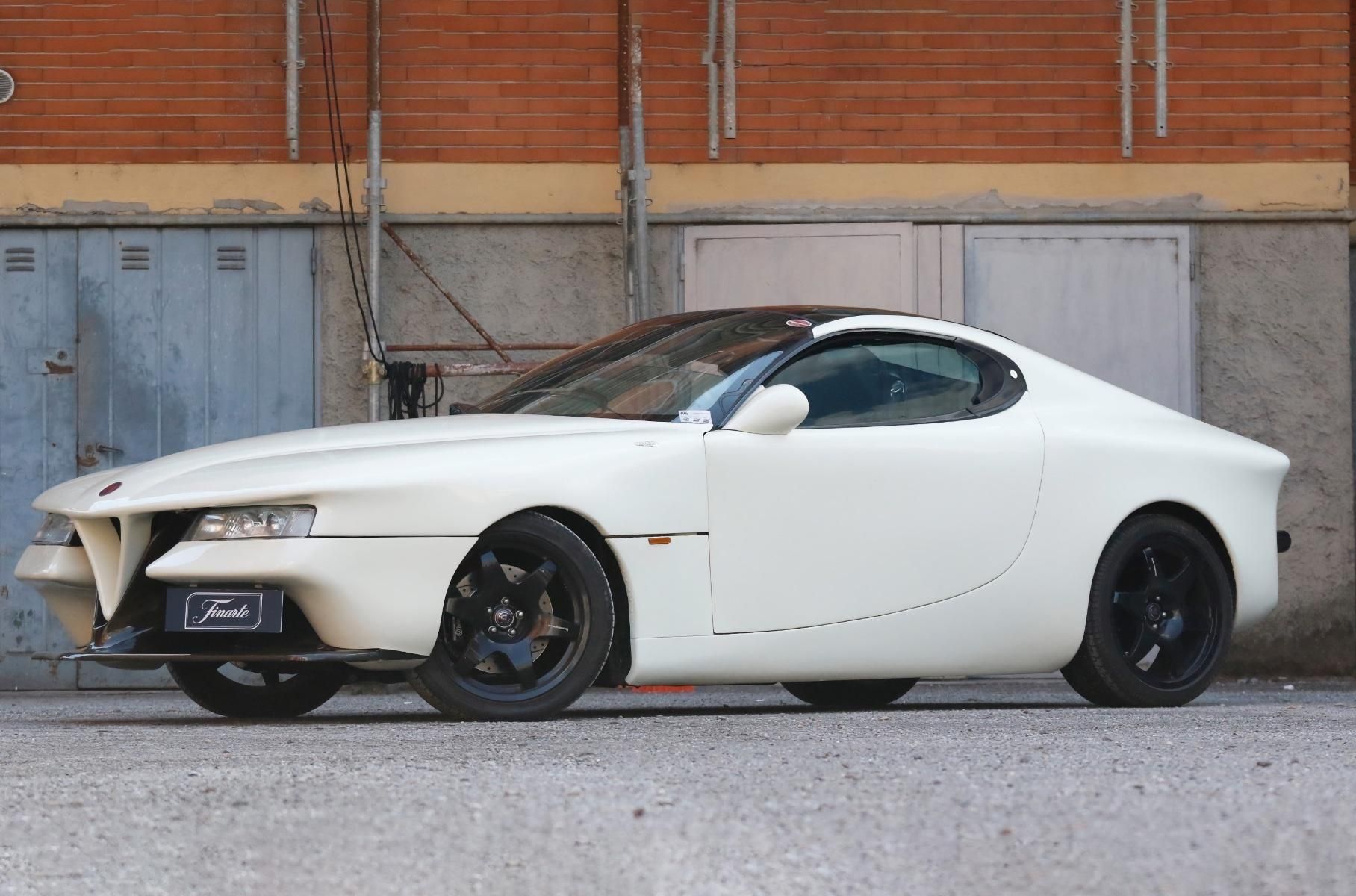 Над Alfa Romeo Vittoria працювали майстри з Carrozzeria Castagna - фото 1