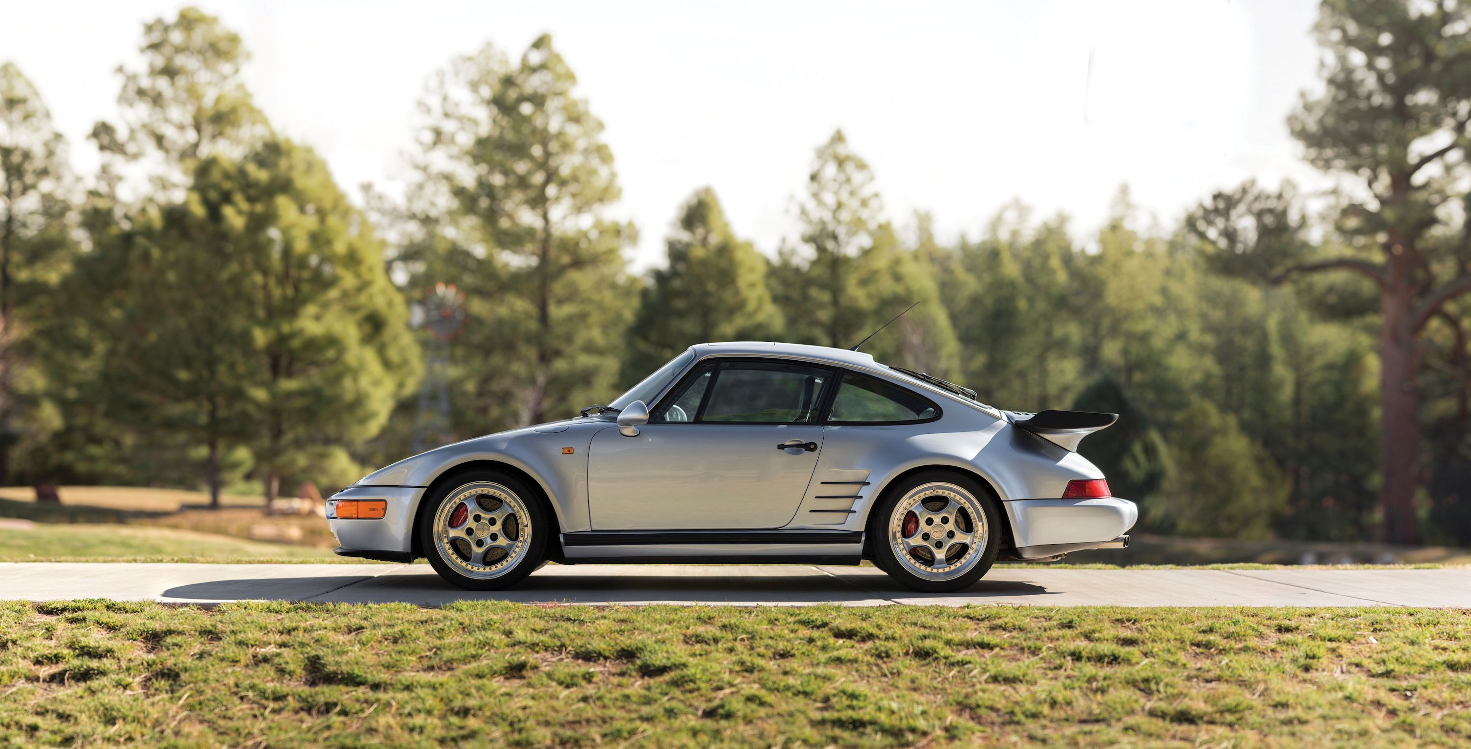 За рідкісний Porsche 911 хочуть отримати 420 тисяч доларів - фото 1