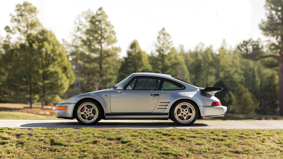 За рідкісний Porsche 911 хочуть отримати 420 тисяч доларів - фото 1
