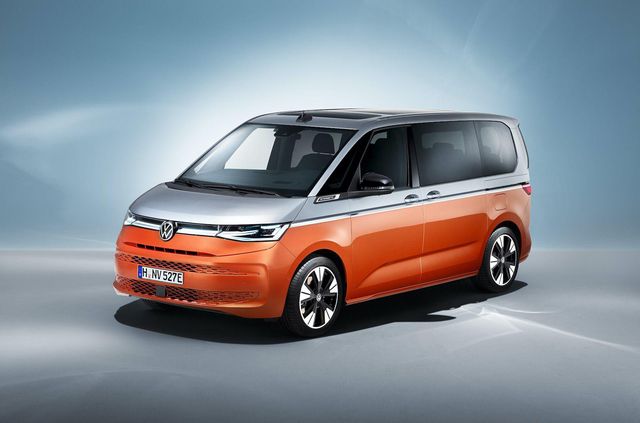 Volkswagen представив Multivan T7 з салоном-трансформером та іншими фішками - фото 462981