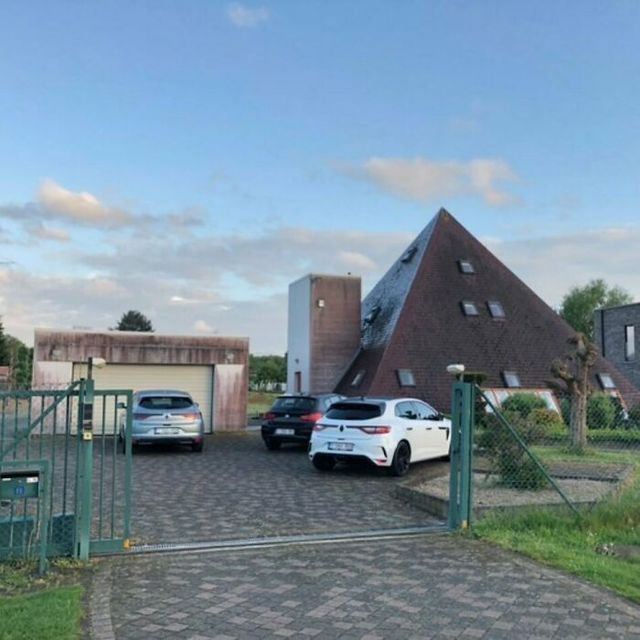 Настільки погано, що аж добре: дивні будинки у Бельгії, які змушують затримати погляд - фото 463468