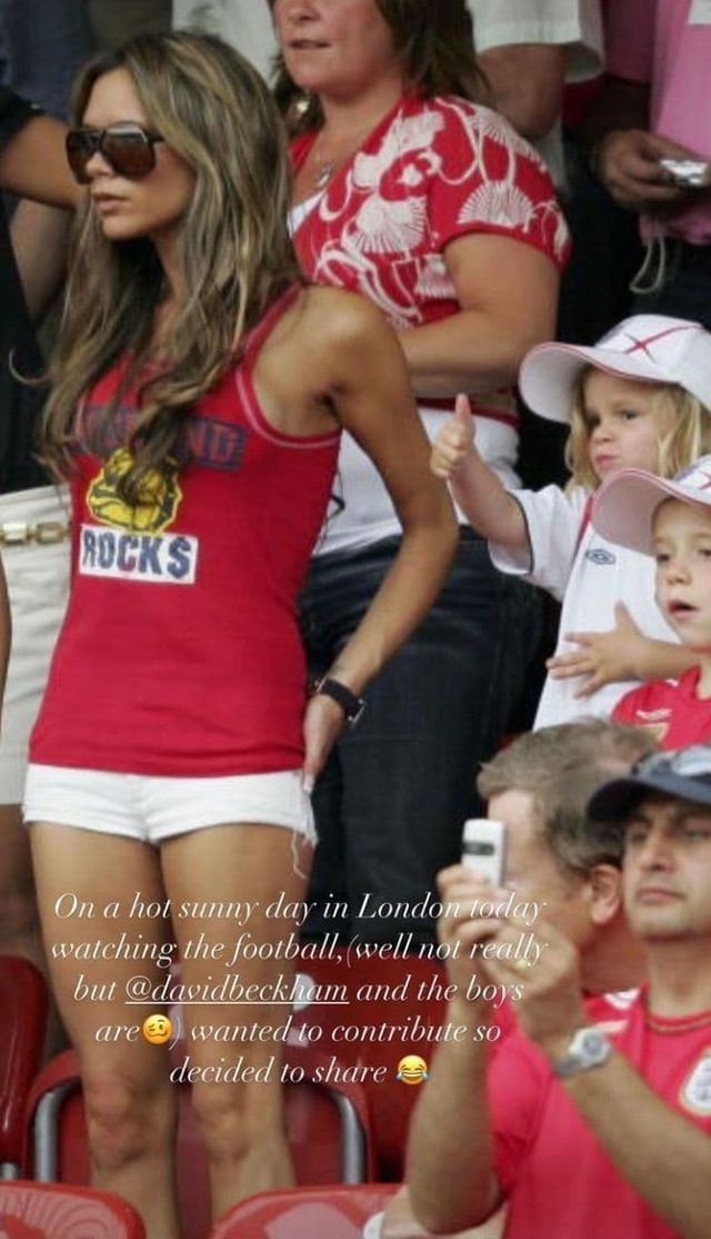 Вікторія Бекхем показала спокусливий архівний знімок у крихітних шортах - фото 463472