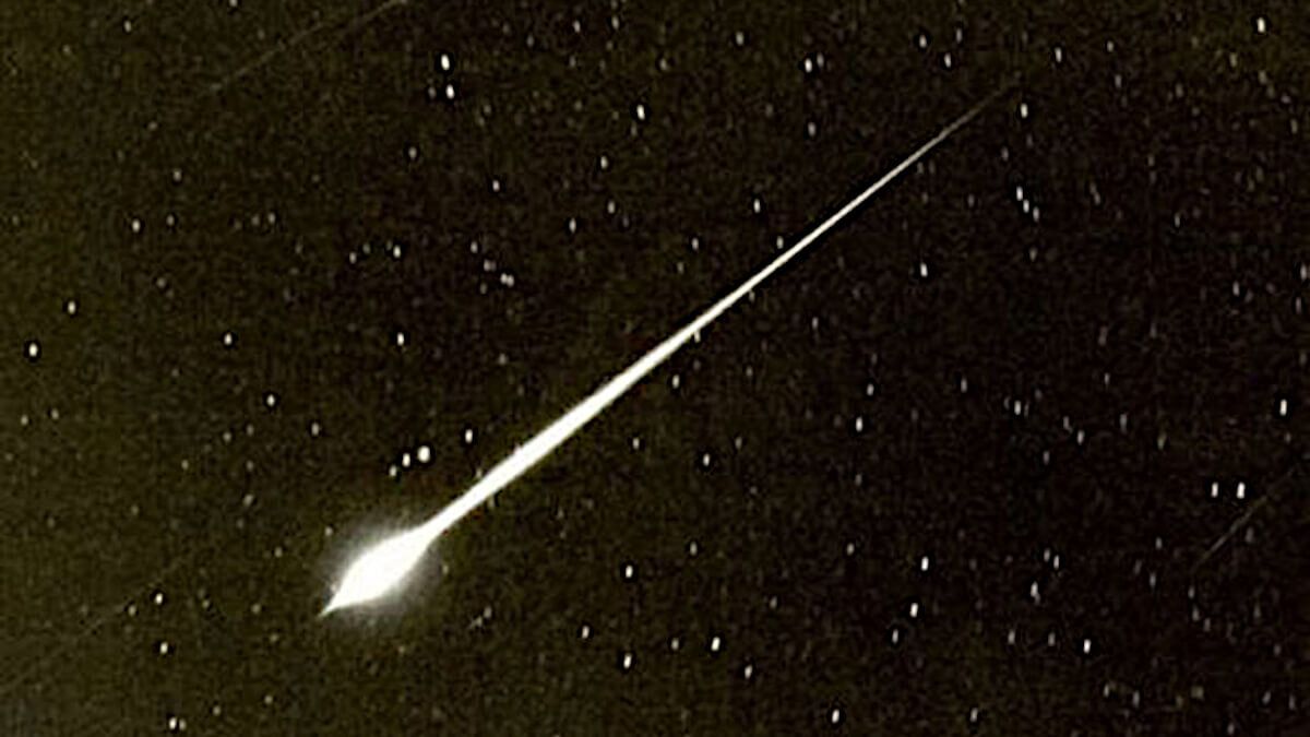 "Я подумав, що це авіакатастрофа": звук від падаючого метеора налякав жителів США (відео) - фото 1