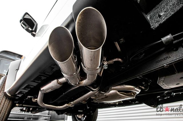 Ентузіасти перетворили Suzuki Jimny на крихітний 'ґелендваген': круті фото - фото 463576