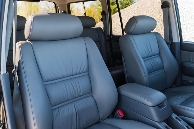 27-річний Land Cruiser майже без пробігу продали за рекордну суму - фото 463587