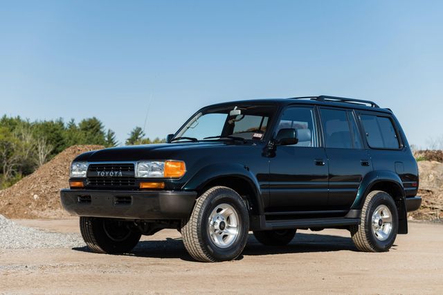 27-річний Land Cruiser майже без пробігу продали за рекордну суму - фото 463591