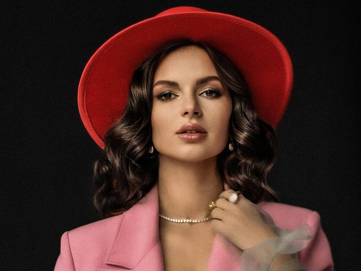 Альона Венум - фото 1