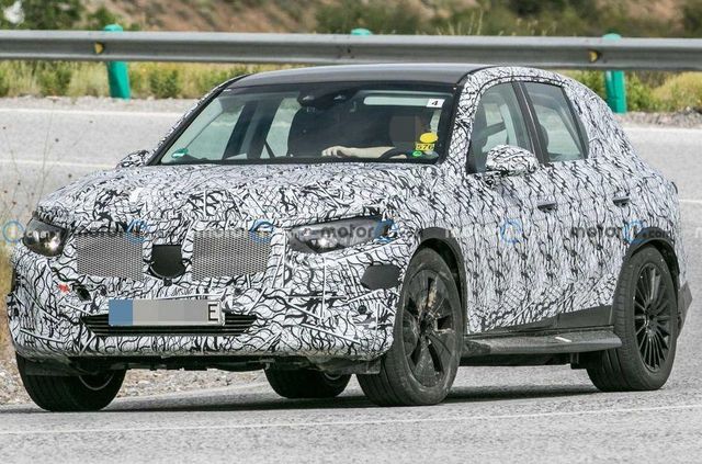 Гібридний Mercedes-Benz GLC нового покоління зняли під час тестів: фото - фото 464311