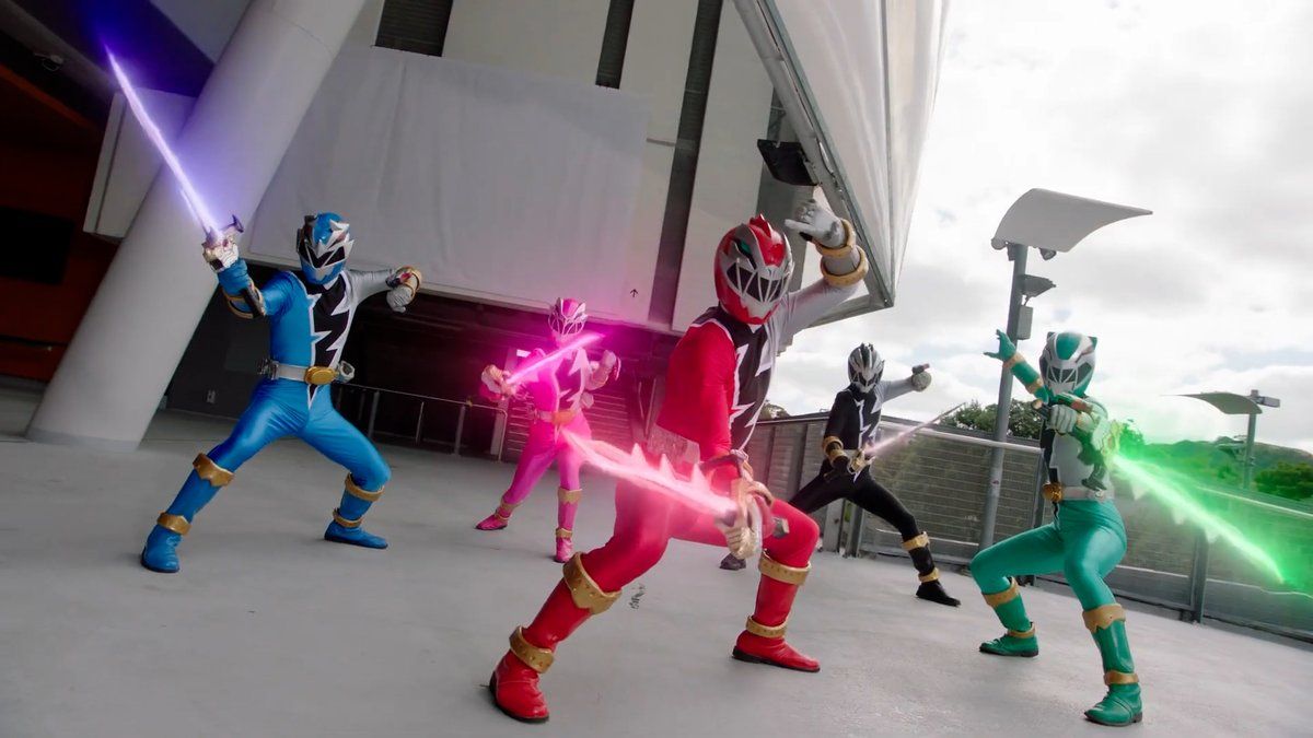 Reebok присвятив колекцію популярному серіалу 90-х - фото 1