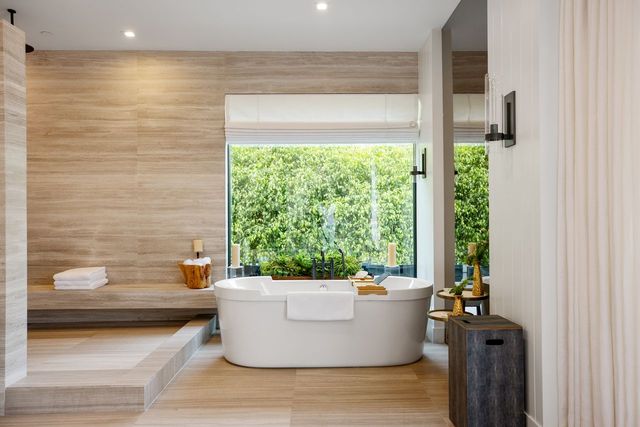 Зірка Гри престолів продає помпезний маєток за 17 мільйонів доларів: як він виглядає - фото 464472