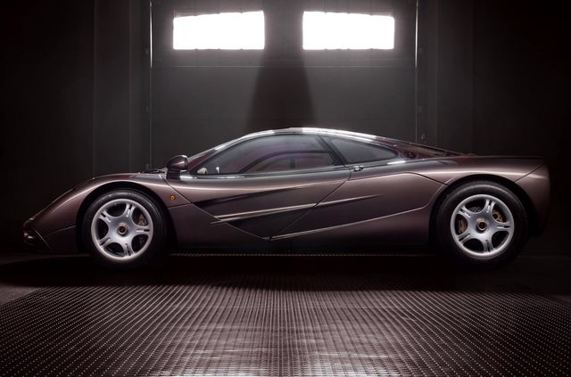 McLaren F1 з найменшим в історії пробігом пустять з молотка - фото 464503