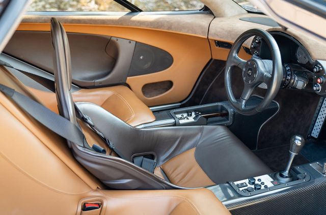 McLaren F1 з найменшим в історії пробігом пустять з молотка - фото 464507