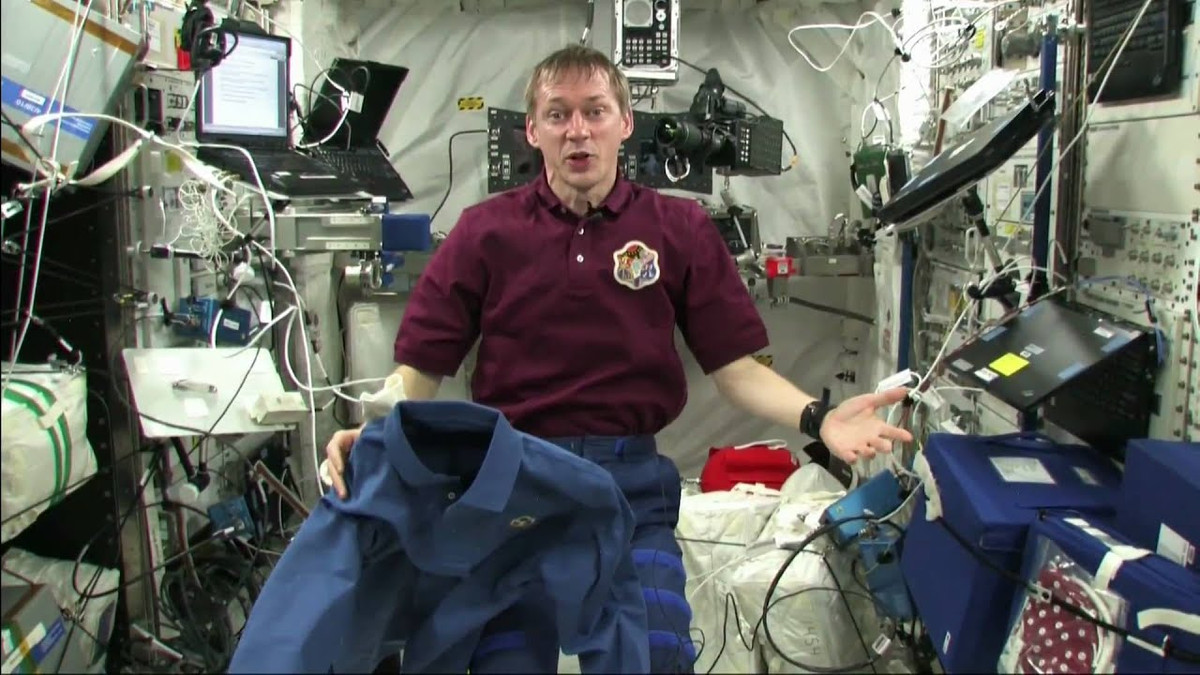 У NASA придумали, як бути з пранням одягу в космосі - фото 1