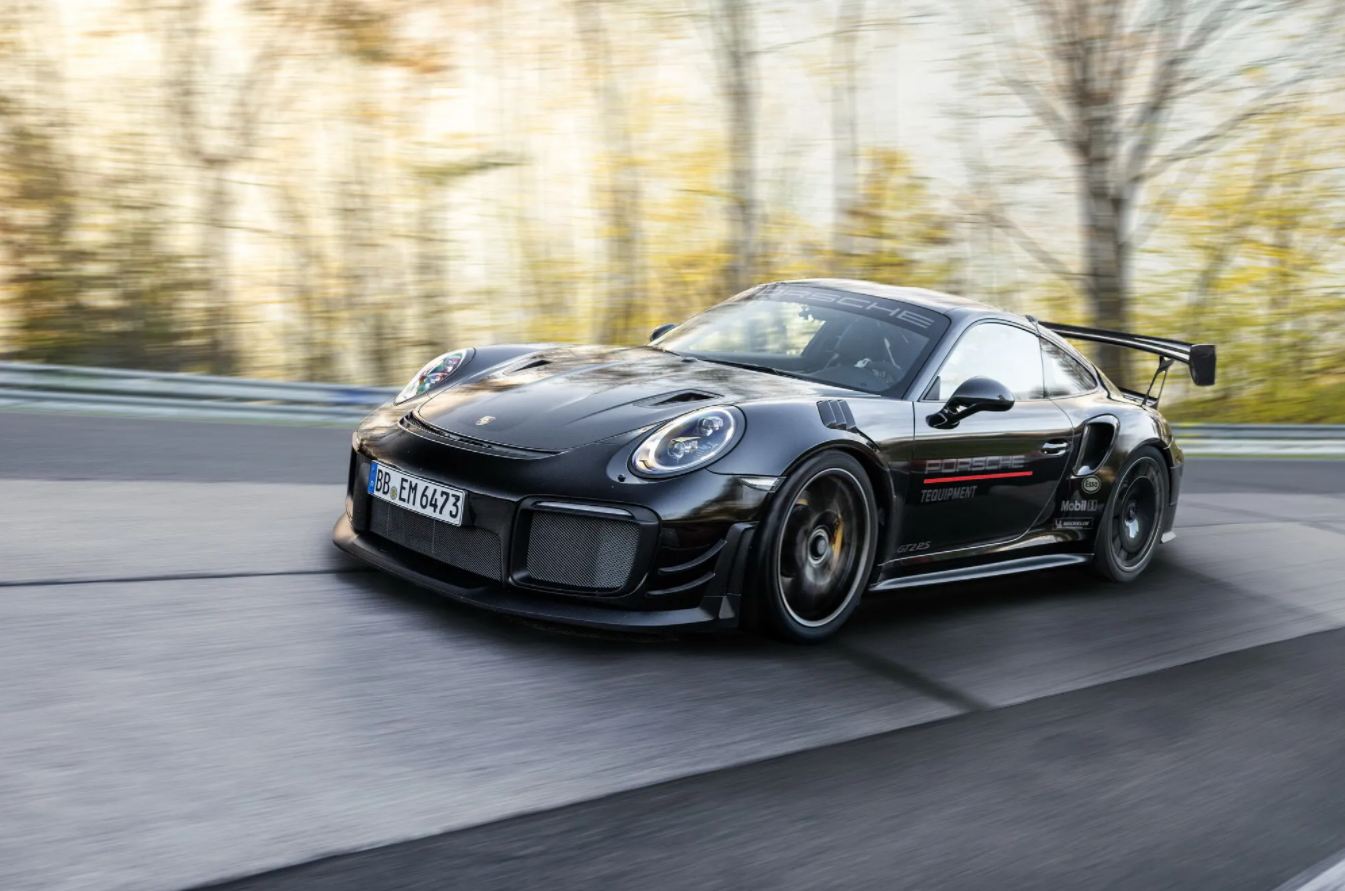 Porsche 911 GT2 RS встановив рекорд - фото 1