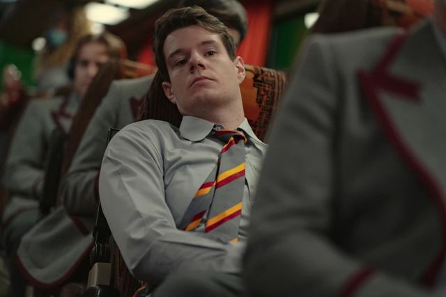 Уже скоро: Netflix показав кадри з третього сезону серіалу Сексуальне виховання - фото 464949