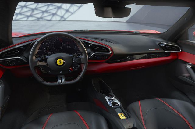 Ferrari представила свій перший дорожній суперкар з двигуном V6 - фото 464999
