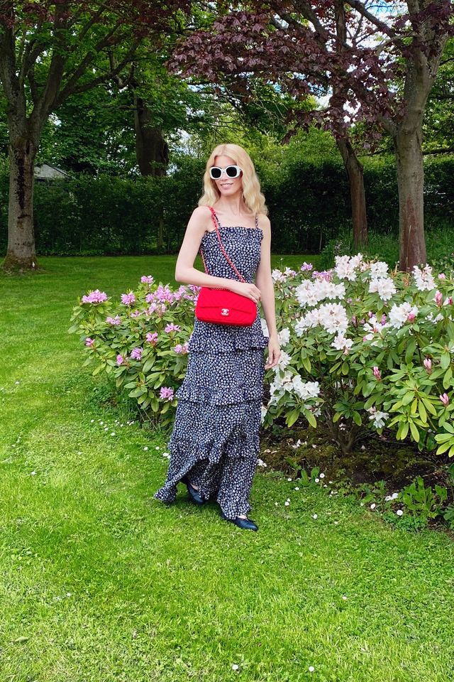 50-річна Клаудія Шиффер знялася для Chanel у витончених образах - фото 465027